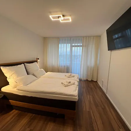City Apartment - Laim - Mountain View